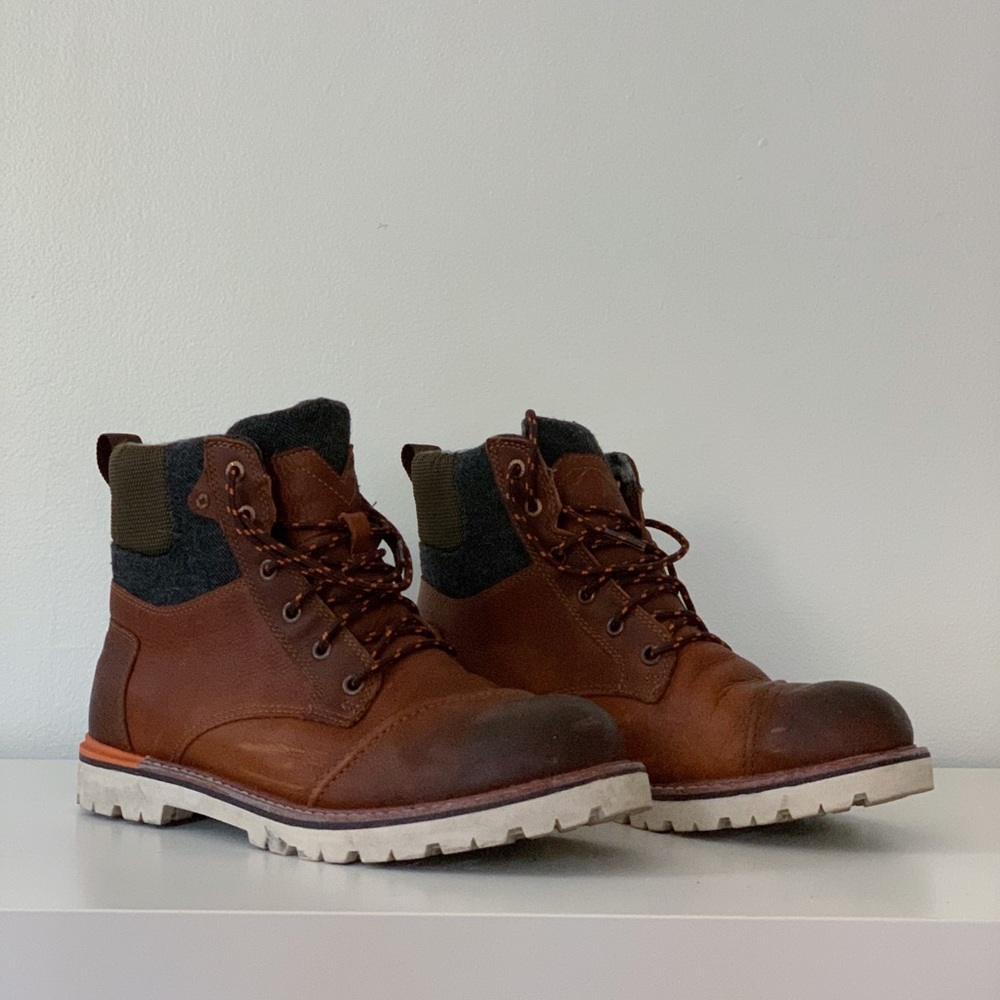 Tom’s Burnished Leather Wool Men's Ashland Boots